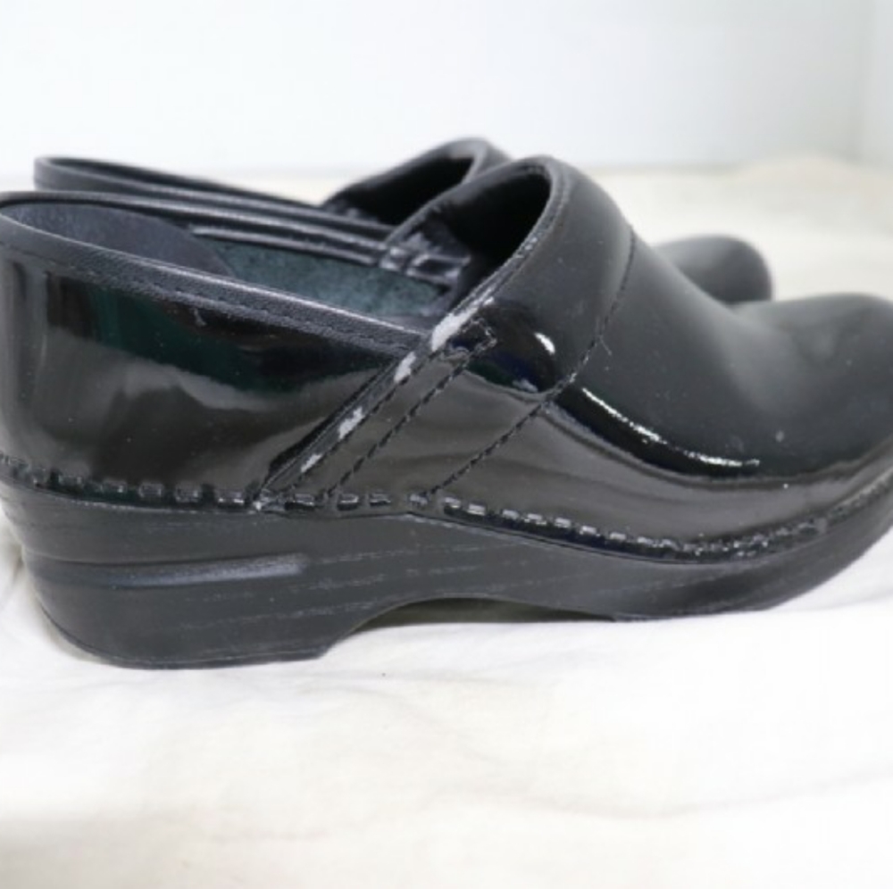 DANSKO Black Patent Leather clog